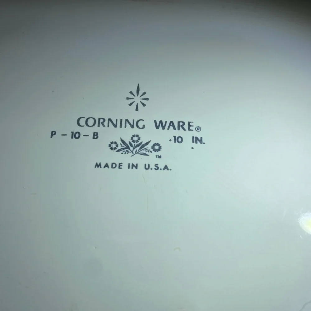 Vintage 10 inch Corning Ware Casserole Dish, P-10-B, circa 1969-1972
